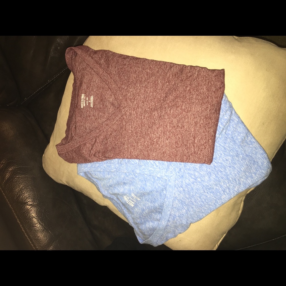 V neck Tee set